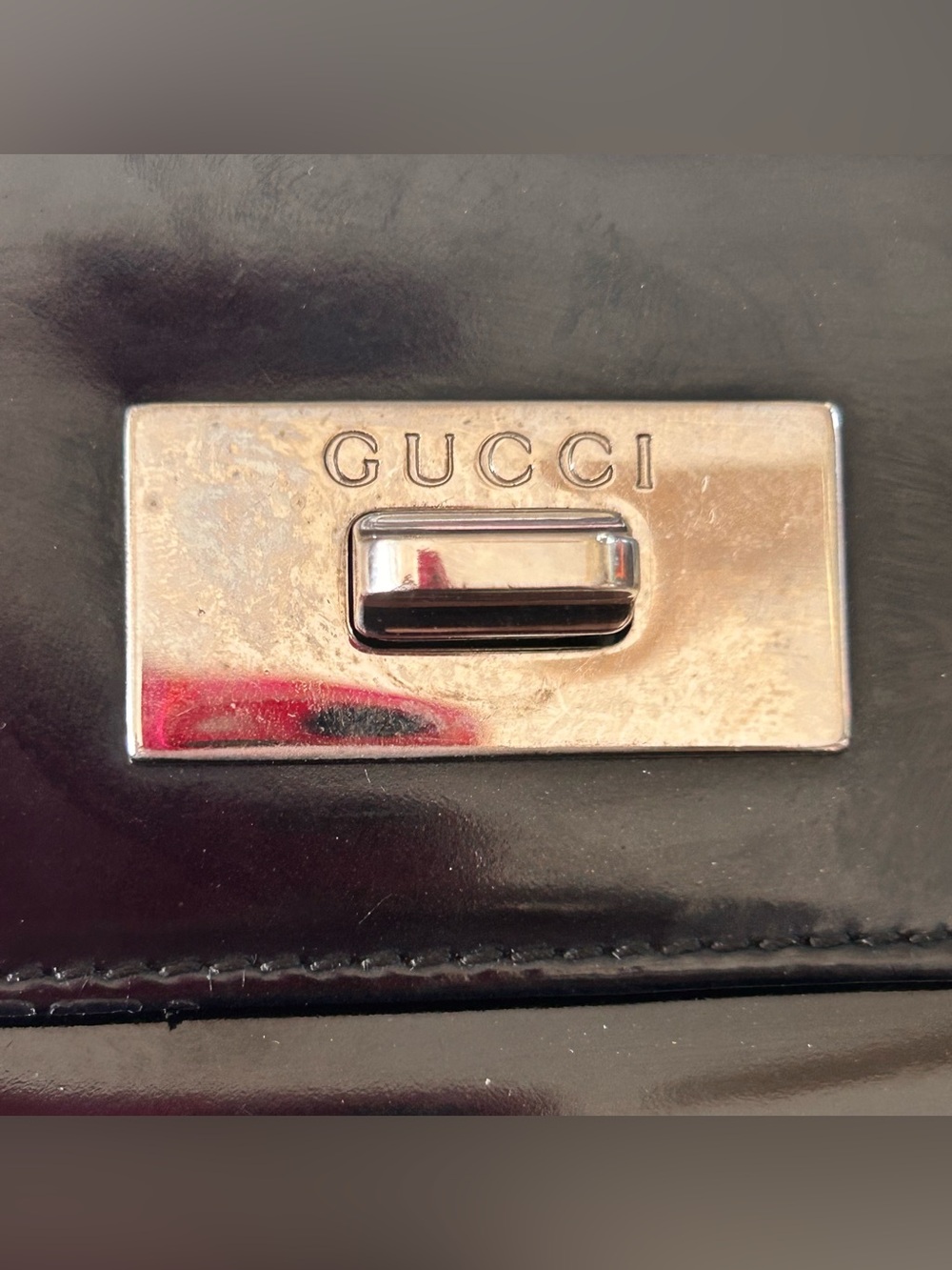 Gucci Turnlock Continental Patent Leather Wallet EUC - Picture 7 of 9